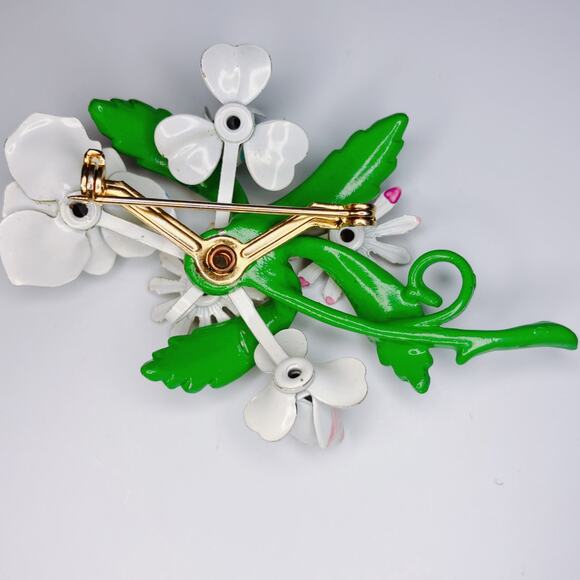 Vintage 1950s Enamel Floral Brooch, Mid-Century, Hand-Painted, Kitschy Style - Picture 8 of 8